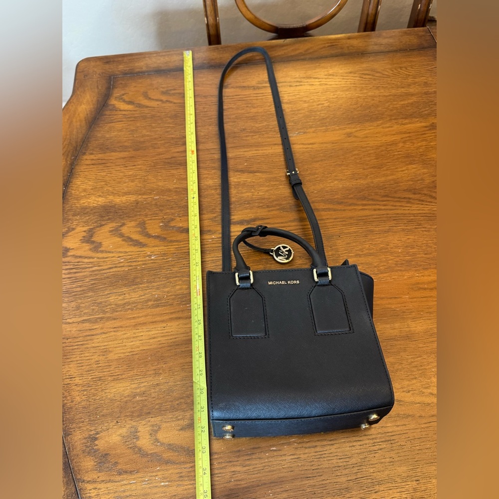 Michael Kors black medium satchel - Picture 6 of 9